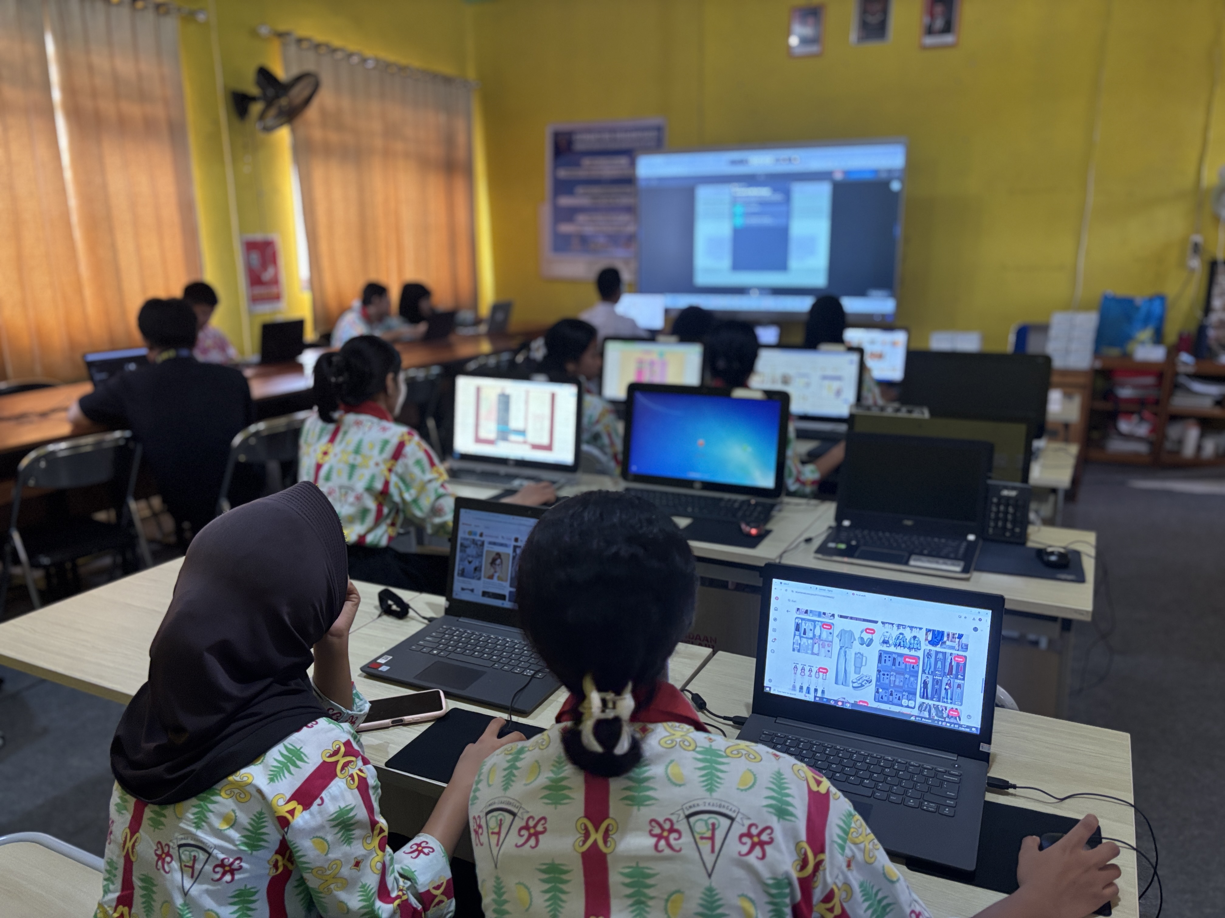 Gen-IT di SMKN 2 Katingan Hilir